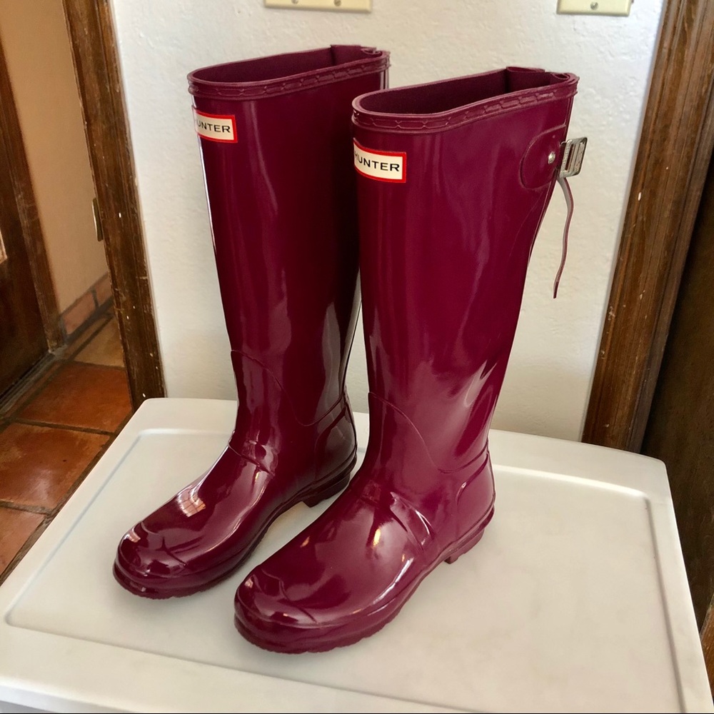 Hunter Rain Boot ~ Glossy Magenta Tall Rainboot